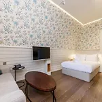 Flying Butler London Bridge Boutique Apartments