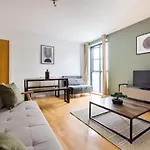 Stunning Apartment in zone 1 - Old Street