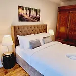 Double King Suite, Canary Wharf Waterfront