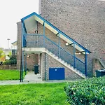 Beautiful Apartment Right Off Of Broadway Market
