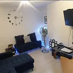 Lovely 1 Bedroom Apartment 5 Mins From Shorditch