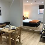 City Sparrow Apartments 4
