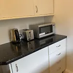 Central London Apartment Minutes From The Shard