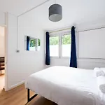 Sootheus - Cosy Surrey Quays Apartment