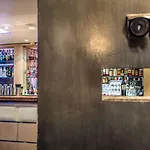 Courthouse Hotel London