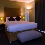 Axiom Park Hotel