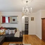 Beautiful And Cosy 2 Bedroom Flat