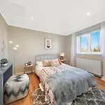 1Bd Apartment In Leyton Zone 2