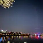 Luxury Apartment North Greenwich London
