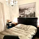 Luxury Apartment North Greenwich London