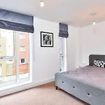 Luxury 2 Bedroom 2 Bathroom Apartment -Borough Market/ London Bridge