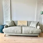 Luxury 2 Bedroom 2 Bathroom Apartment - London City Airport