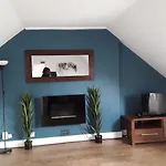 Stunning 1-Bed Apartment In London