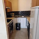 A Discreet Flat For The Family.