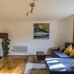 Bright &Spacious One Bedroom Flat Off Canary Wharf