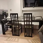 Luxury 2 Bed Apartment Excel London