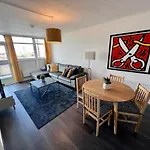 New Tower Bridge , Canada Water 2 Bedroom Flat With A View