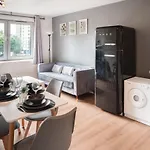 Olympic Apartment - Stratford