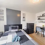 Olympic Apartment - Stratford