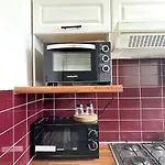 Stunning 2-Bed Apt Near Central London.