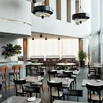 Manhattan Loft Gardens, Stratford