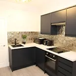 Luxury Studio Flat In London