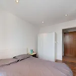 Excel 3 Bedroom Apartment Near City Airport And O2 Arena