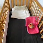 Morden Flat Close To Dlr Station With Free Parking