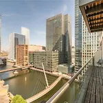 Penthouse Canary Wharf - Free Wifi