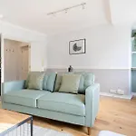 The Tower Bridge Apartment