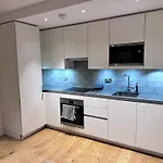 Canning Town London Hub Aptmt