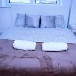 Fezza Luxury Apartment
