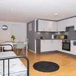 Cosy Ground Floor Apartment