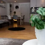 Cosy Ground Floor Apartment