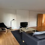 Canary Wharf Apartments