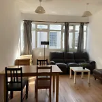 Affordable Rooms In Shared Flat, London Bridge