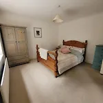 Lovely 2 Double Bed Aptmnt In Historic Greenwich