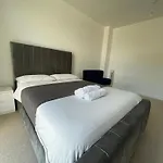 Riverside Rooms&Apartments
