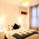 Spacious 2 Bedroom Flat