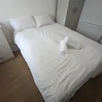 Mile End Rooms