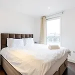 Dreamwise Apartment