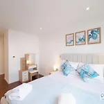 Deluxe Two Bed Apartment By London Excel & O2
