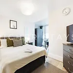 Hackney Guest Rooms