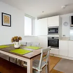 Guestready - Charming Stay With A Balcony