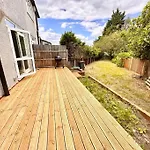 5 Bed Property In Se12