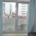 Entire Apartment Next To Canary Wharf In London