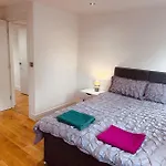 3 Bed 2 Bath Apartment Near Greenwich Park 6 Guests Maximum