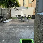 Double Room With Access To The Garden