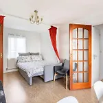 Quaintgarden Apartment@Near Tower Bridge & Big Ben
