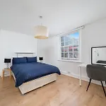 Guest House In East London